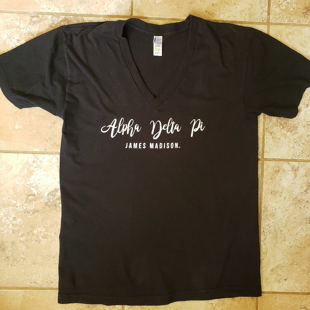 James Madison Alpha Delta Pi Sorority TShirt Sz M